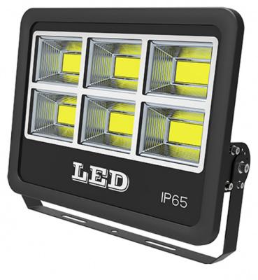 LED-spotlight med 6 matricer.