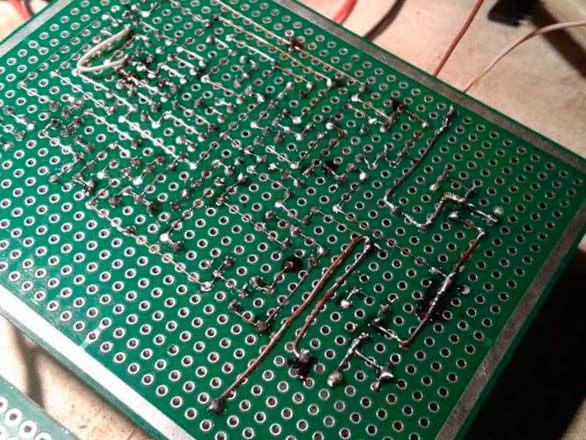 Diagram til fremstilling af et simpelt stroboskoplys-emitterende diode-stroboskoplys